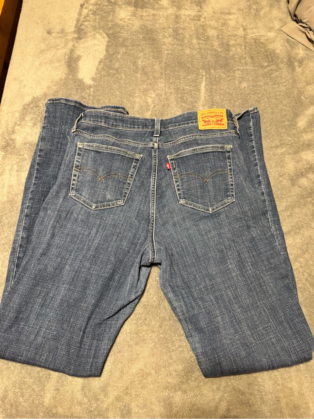 Levi's Women's Medium Blue Straight Leg Jeans